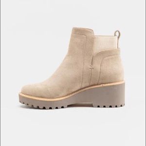 Dolce Vita Suede Rielle boots